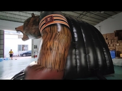 تونل کلاه ایمنی بادی بزرگ برای ورود به بازی فوتبال